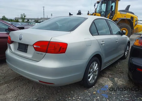 2011 Volkswagen Jetta 2.5L Se from USA, damaged, VIN 3VWBZ7AJ6BM357730